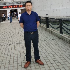 羅先生