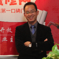 龙先生
