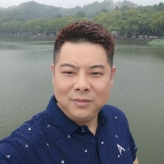 何先生
