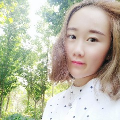 梁小姐