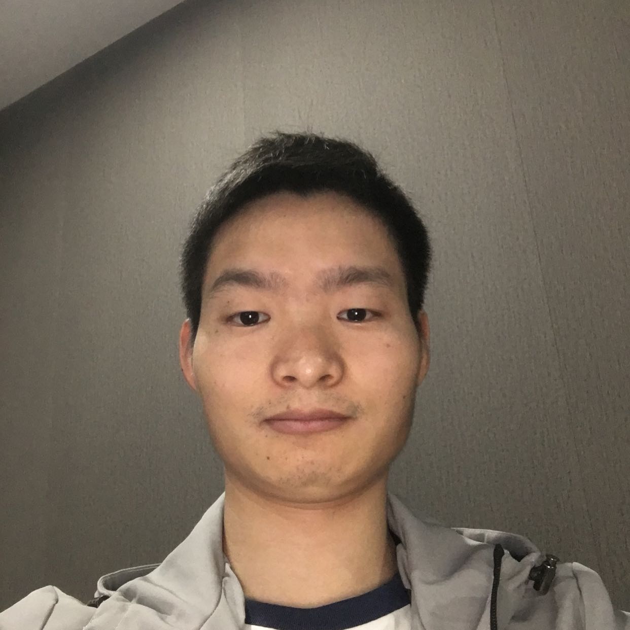 李先生
